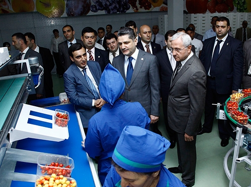 Премьер-министр Армении Тигран Саргсян ознакомился с техническими возможностями компании 